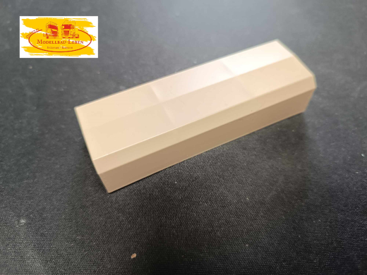 Herpa 0082 - 2700044 Planenaufbau für Anhänger / Motorwagen 85 x 14-18 x 29 mm, Ecken abgeschrägt zu