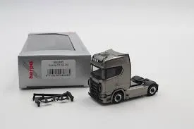 Herpa 960885 Scania CS 20 HD Zugmaschine V8 vvsp. mit Rammschutz