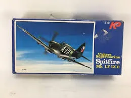 KP Vickers Supermarine Spitfire Mk. LF IX E 1:72