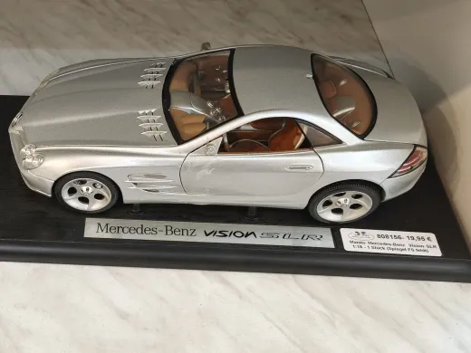 Maisto 808156 Mercedes-Benz Vision SLR 1:18