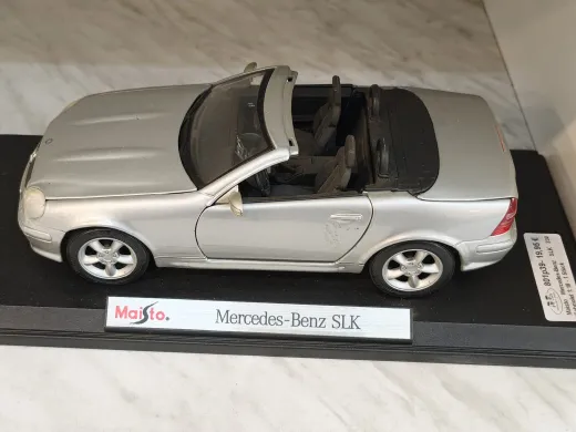 Maisto 801p39 Merdes-Benz SLK 230 Cabriolet 1:18