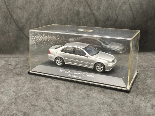 Schuco 25766 Mercedes-Benz C-Klasse Avantgarde 1:43