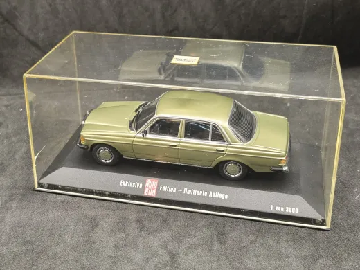 Minichamps 25767 Mercedes-Benz 230 E Exklusive Auto Bild Edition Limitiert 0001/3000 1:43