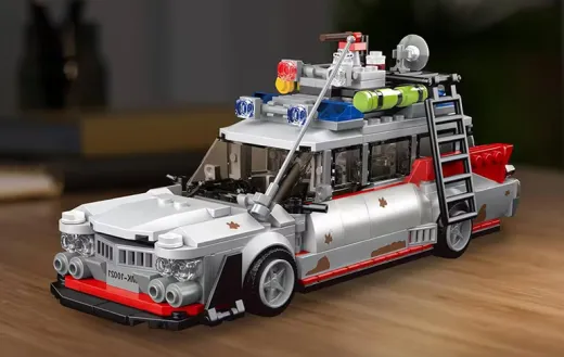 Bricks 636+ Teile Geisterjäger Auto