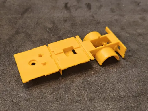 Herpa 1710 - 2achs Anhänger Fahrgestell ginstergelb 1 Stück 1:87