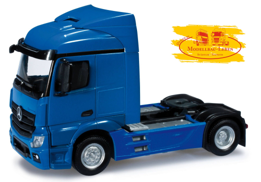 Herpa 159883 Mercedes-Benz Actros Streamspace Zugmaschine, enzianblau 1:87