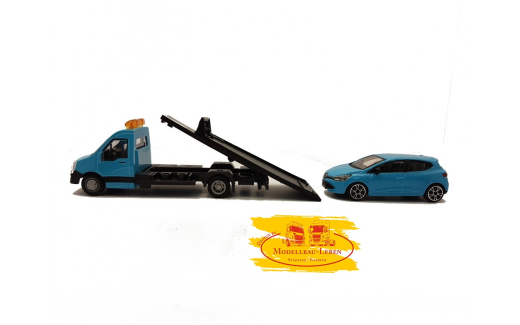 Bburago 18-31401 Iveco Daily Plateau Fahrzeug mit Renault Clio 1:43