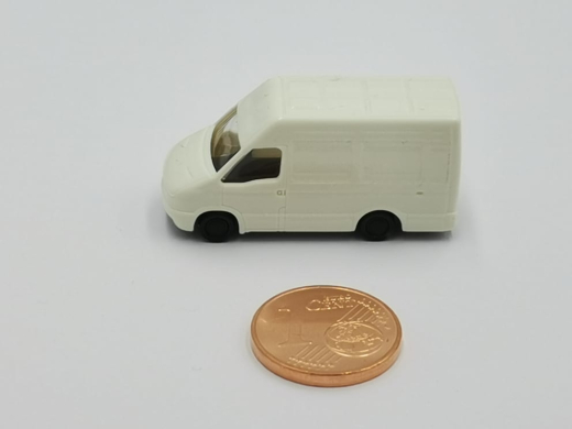 Rietze Iveco Daily Kasten weiß 1:160