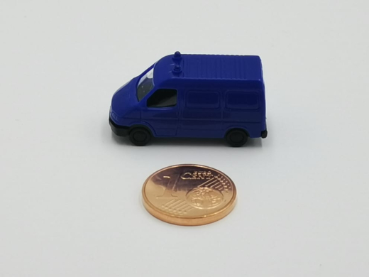 Rietze Ford Transit Kasten blau mit Blaulicht 1:160