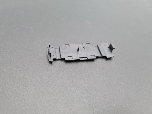 Herpa 0394 - 21151 Fahrzeugboden Mercedes Benz E320 schwarz