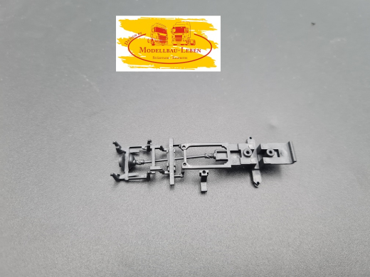 Herpa 0611 Volvo FH 2 achs Fahrgestellunterteil Version 1