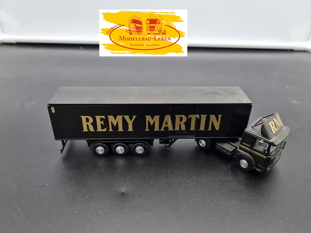 Herpa 129 MAN Sattelzug Remy Martin