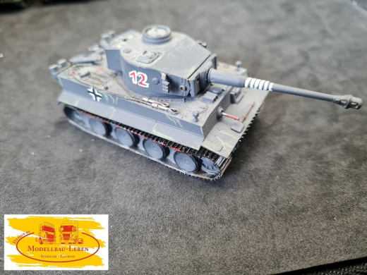 Roco Panzerkampfwagen VI Tiger gesupert 1:87