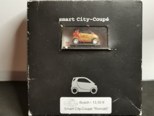 Busch Smart City-Coupe Roncalli in Sonderverpackung - 1:87