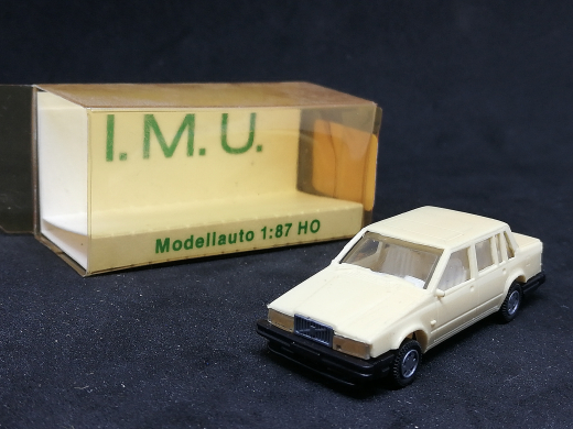 I.M.U. Volvo 760 Limousine