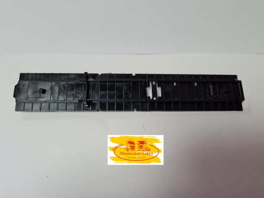 Herpa 0115 - Grundplatte Bodenplatte Fahrgestell 153 x 26 mm für Koffer / Planenauflieger 1 Stück 1:87