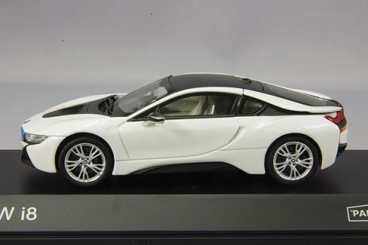 Paragon Models 91052 BMW i8 Crystal White 1:43