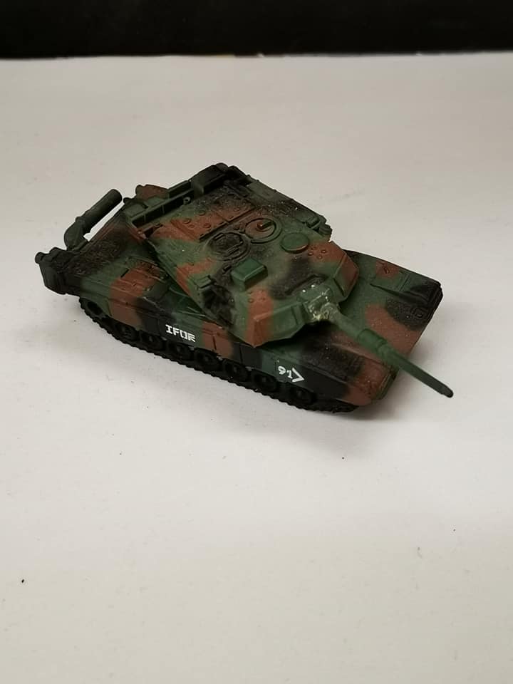 3D-M029 Kampfpanzer M1A1 Abrams gesupert 1:144