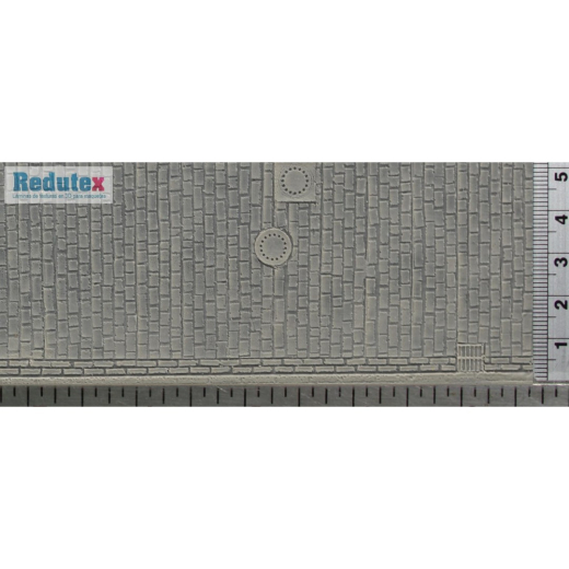 Redutex 087CF311 Straßenpflaster mit Rinne und Schächten Version I 300 x 120 mm Scale H0 (1:87)