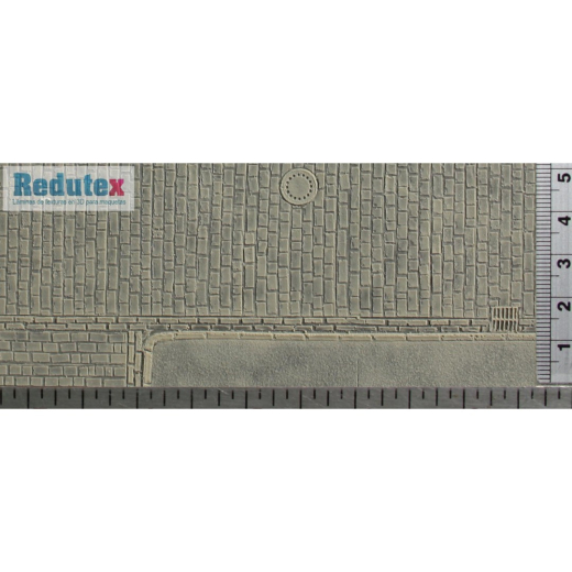 Redutex 087CF411 Straßenpflaster mit Rinne und Schächten Version II 300 x 120 mm Scale H0 (1:87)