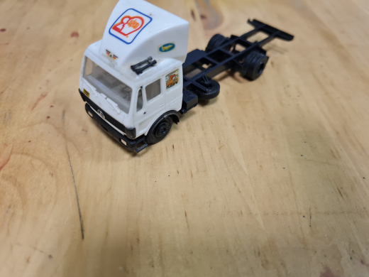 Herpa 0092 - Mercedes Benz Fahrgestell LKW 2 achs &quote;idee + spiel&quote;