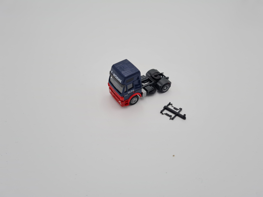 Herpa Zugmaschine MB &quote;Peter Worms&quote;