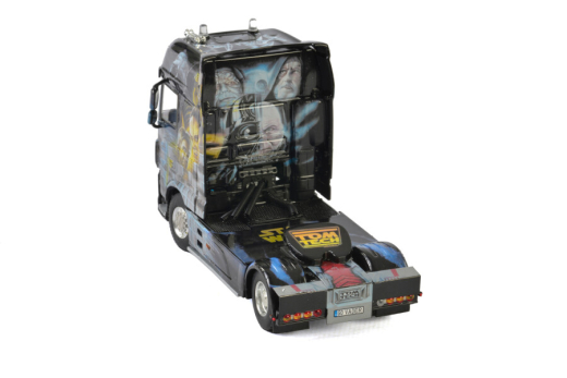 WSI 01-2046 Tom-Tech, DAF XF SUPER SPACE CAB 4x2 -1:50