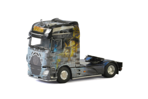 WSI 01-2046 Tom-Tech, DAF XF SUPER SPACE CAB 4x2 -1:50