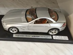 Maisto 808156 Mercedes-Benz Vision SLR 1:18