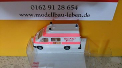 Busch 43725 &quote; Ford Transit ASB Notarzt &quote;