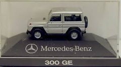 Herpa Mercedes-Benz 300 GE G-Modell kurz (W463) silber 1:87