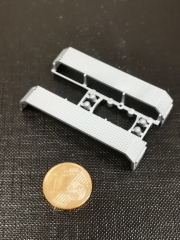 Herpa 0025 - 2301353 Kotflügel 3 achs Riffelblech für 4 achs Schwerlast Fahrgestell universal