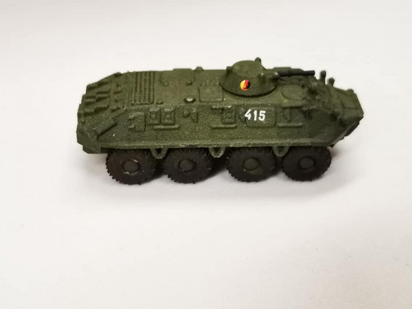 3D-M150 Schützenpanzerwagen BTR 60 PB gesupert 1:144
