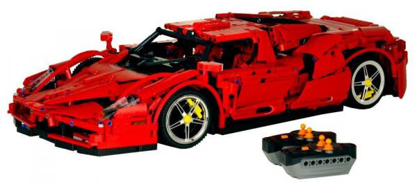 Sembo 701020 Sportwagen Ferrari in rot mit RC Komponenten, Bausatz mit 2569 Teilen