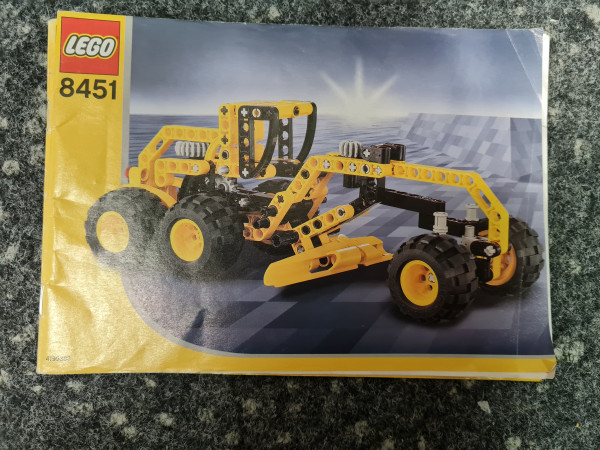 Lego 8451 Technic Kipper mit 2 Anleitungen gebraucht
