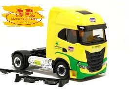 Herpa Iveco S-Way LNG Kuchenmeister