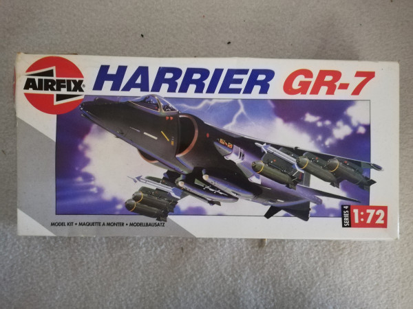 Airfix 04039 Bausatz Harrier GR-7 Maßstab 1:72
