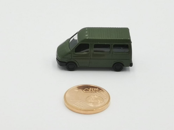 Rietze Ford Transit Bus olive 1:160