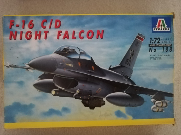 Italeri 188 F-16 CID Night Falcon