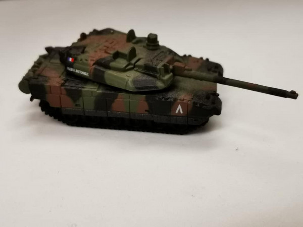 3D-M137 Kampfpanzer Leclerc gesupert 1:144