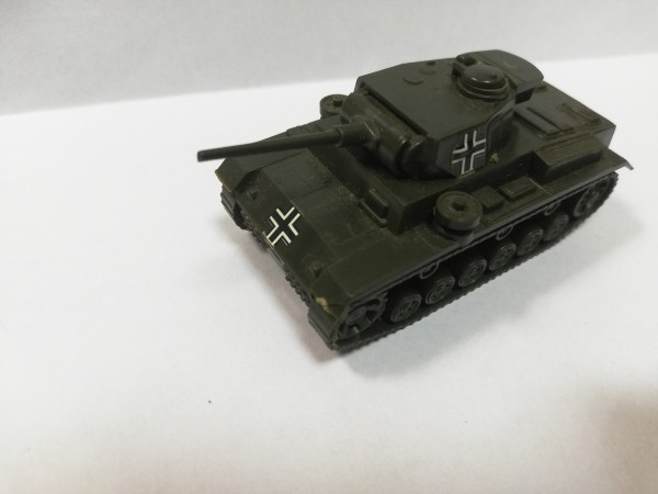 Roco 107 Panzer IV Ausführung G 1:87