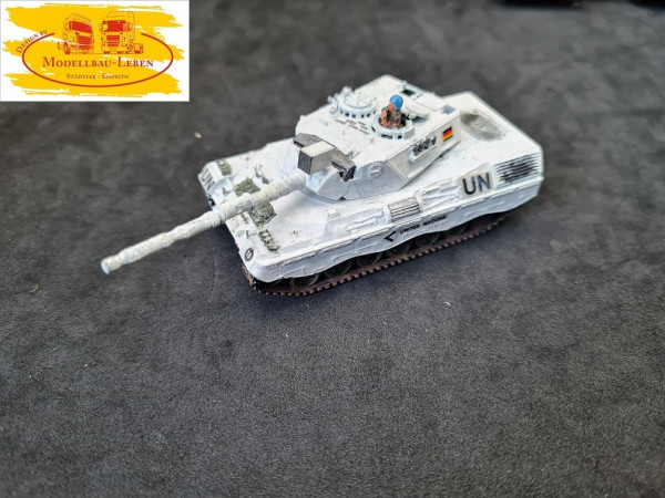 Roco Kampfpanzer Leopard 1A5 gesupert UN 1:87