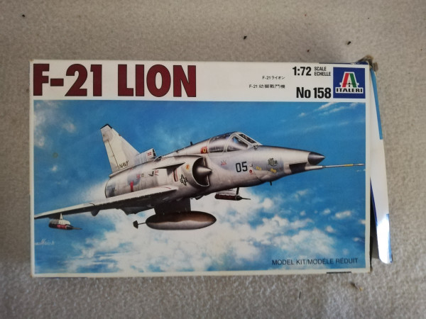Italeri 158 F-21 Lion