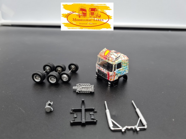 Herpa 0560 Zubehör Zugmaschine MAN F50 Berlin Truck