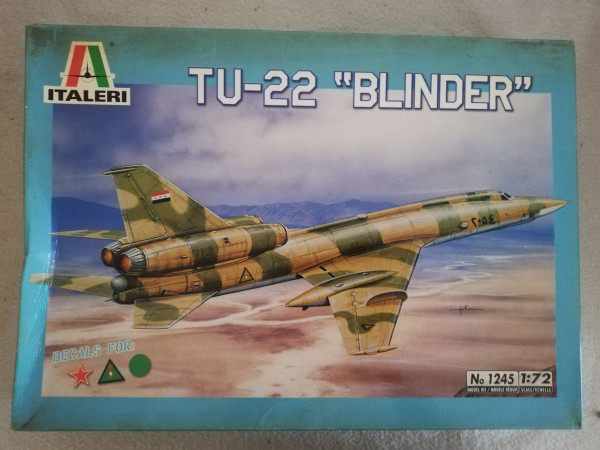 Italeri 1245 TU-22 Blinder